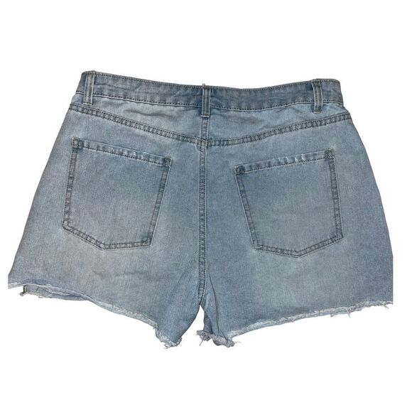 NOBO No Boundaries Jean Denim SHORTS Sz 13 Light Wash Midi distressed New nwt - Picture 2 of 3
